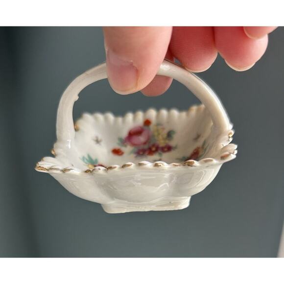 (12) Vintage Porcelain Nut Baskets Salt Bowls Japan Arbaugh’s 1930s Flowers Box - Picture 7 of 16